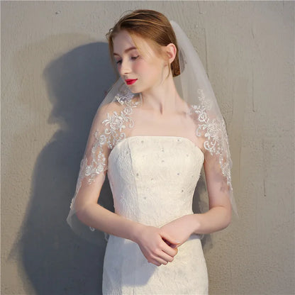 1 Layer Lace Edge Appliqued Veil