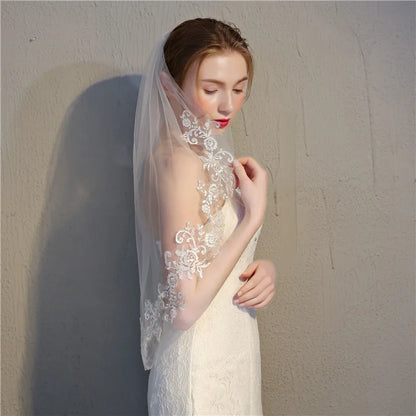 1 Layer Lace Edge Appliqued Veil